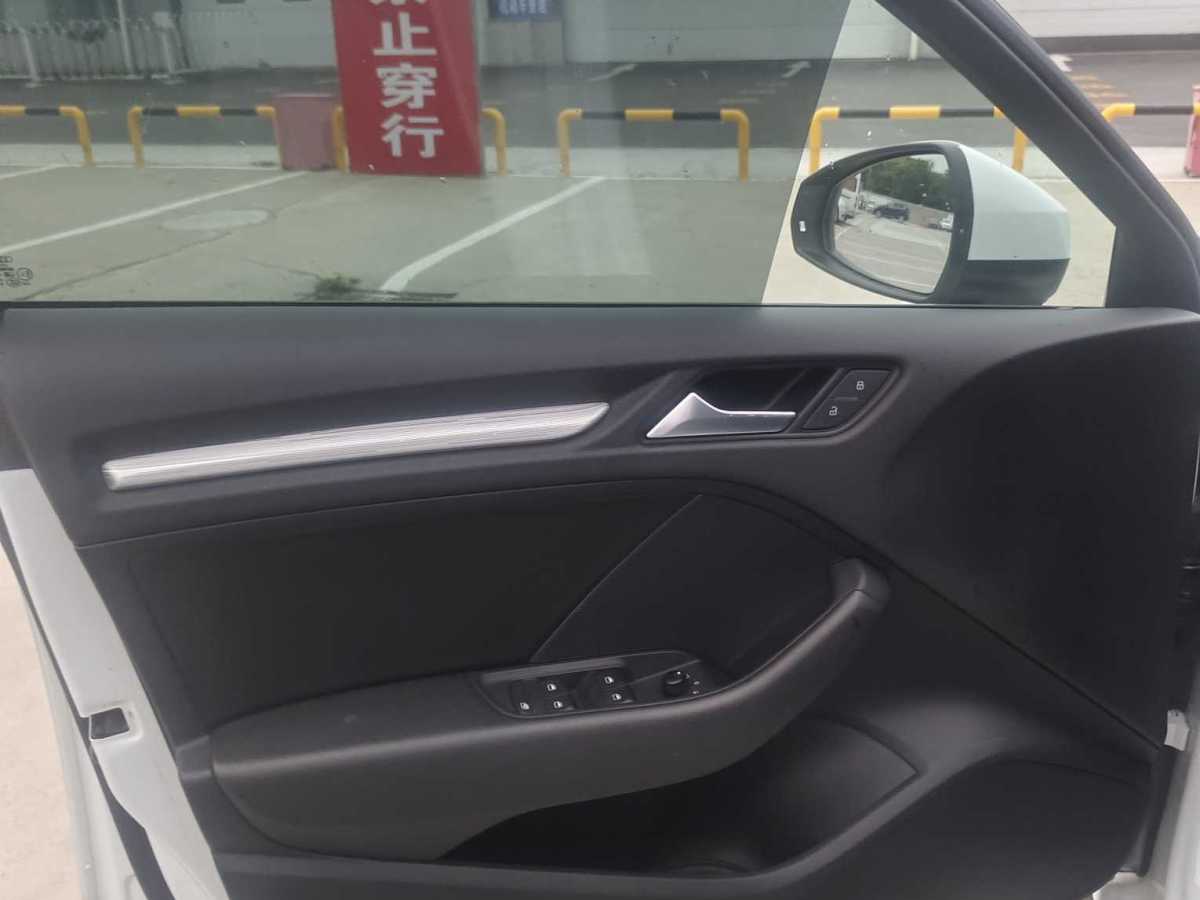 奧迪 奧迪A3  2015款 Sportback 40 TFSI 自動舒適型圖片