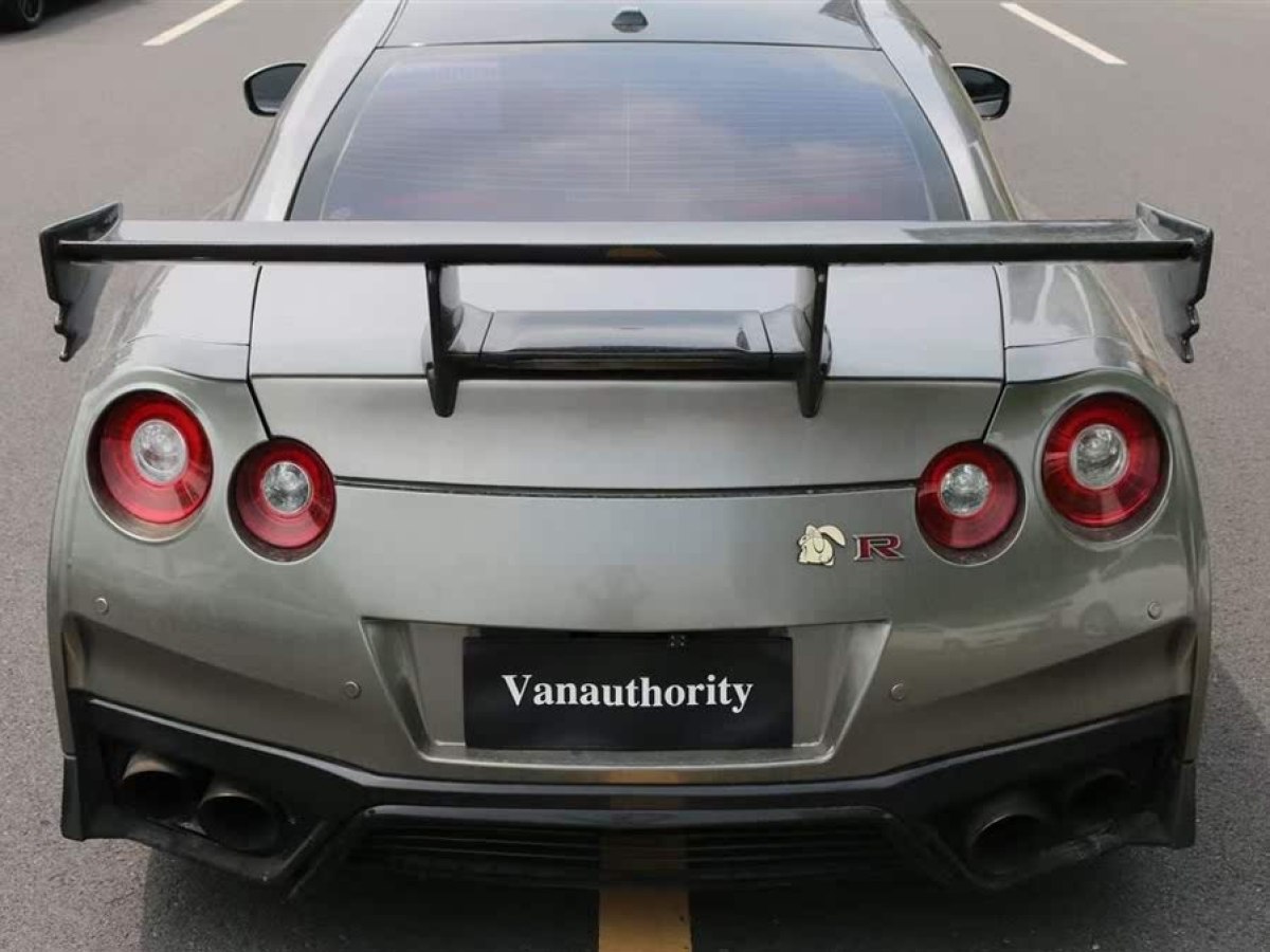 日產(chǎn) GT-R  2012款 3.8T Premium Edition圖片