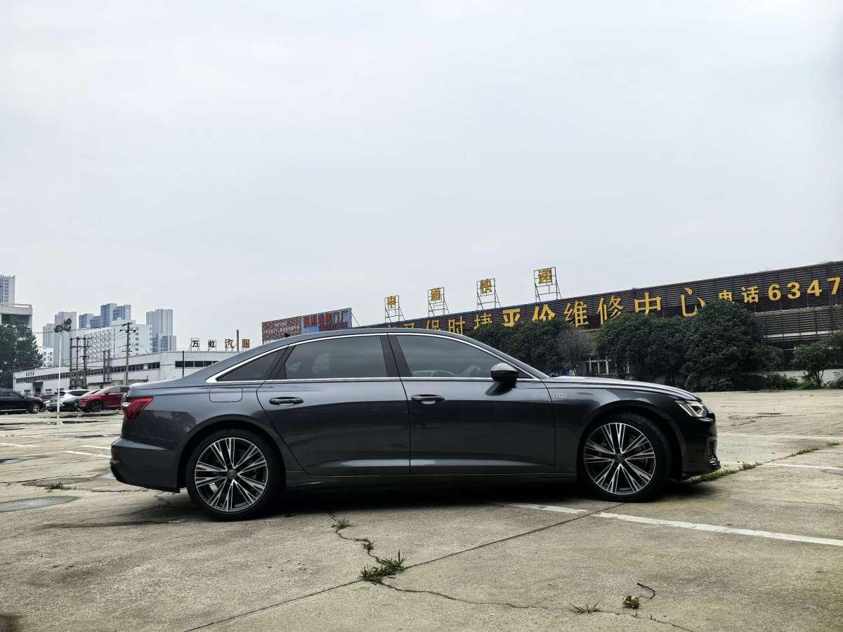 奧迪 奧迪A6L  2021款 45 TFSI 進(jìn)享人生版圖片