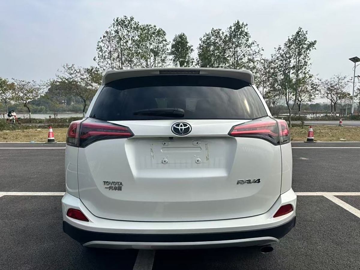 豐田 RAV4榮放  2016款 2.0L CVT兩驅(qū)智尚版圖片