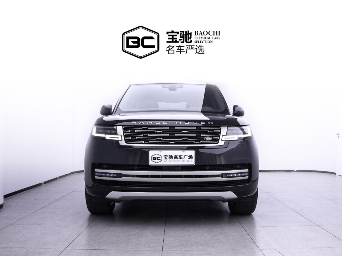 路虎 揽胜  2023款 3.0 L6 360PS 盛世版图片