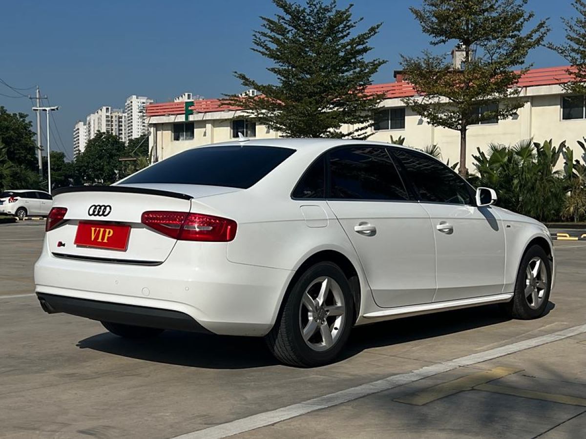 奧迪 奧迪A4L  2013款 35 TFSI 自動(dòng)標(biāo)準(zhǔn)型圖片