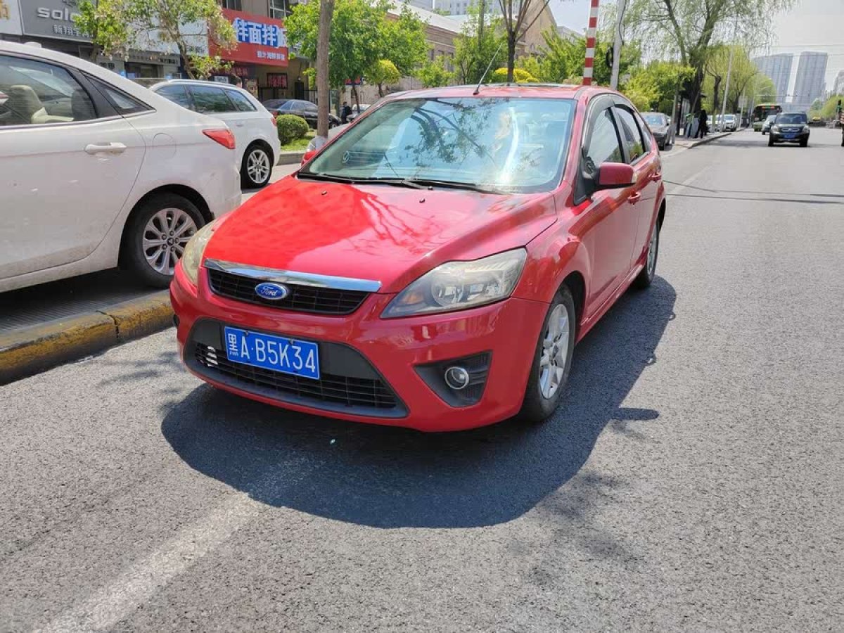 福特 ?？怂? 2009款 兩廂 1.8L 自動(dòng)時(shí)尚型圖片