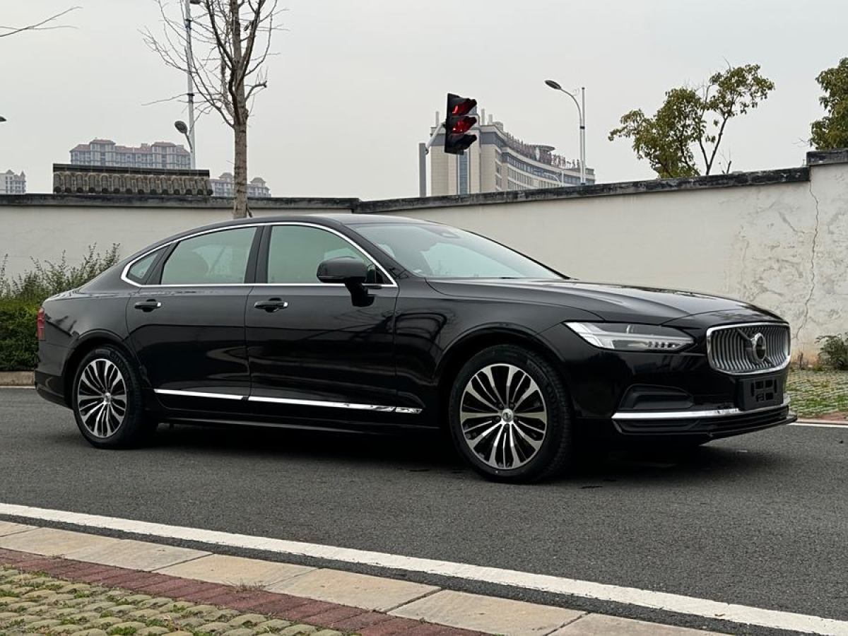 2023年7月沃爾沃 S90  2023款 B5 智逸豪華版