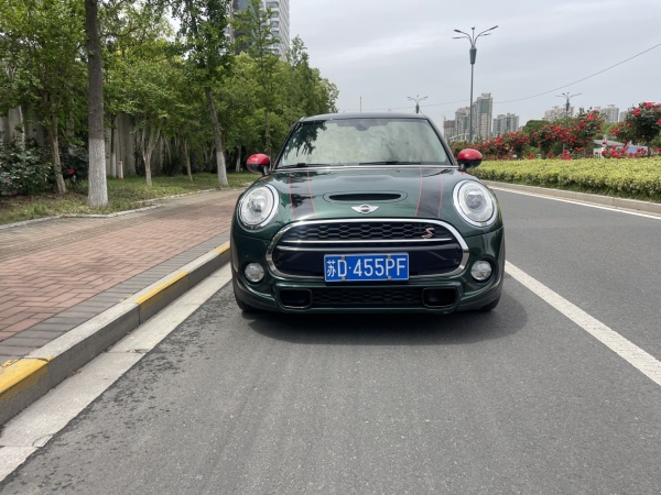 MINI MINI  2017款 2.0T COOPER S 赛车控 五门版