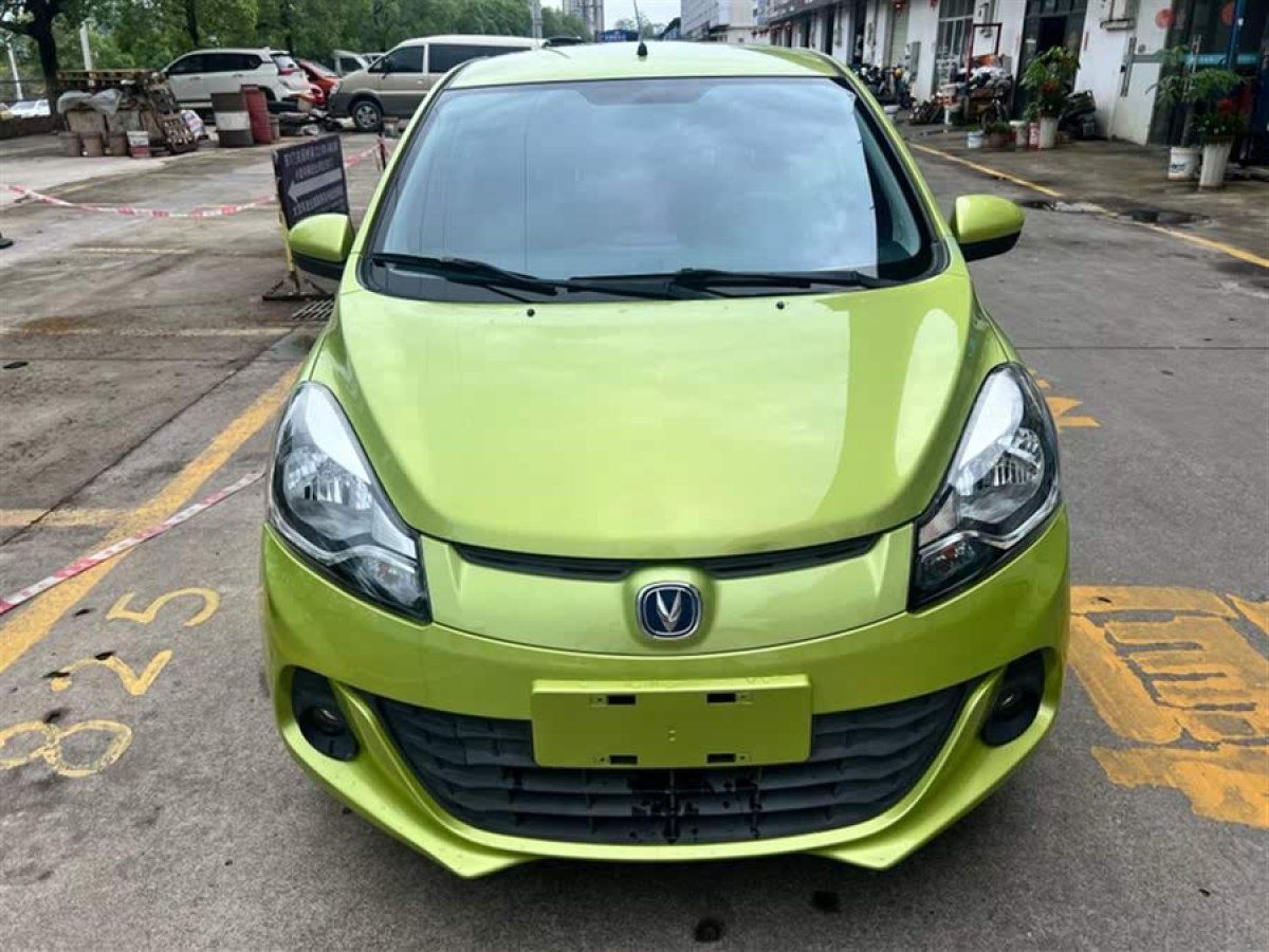 長(zhǎng)安 奔奔  2015款 1.4L IMT尊貴型 國V圖片