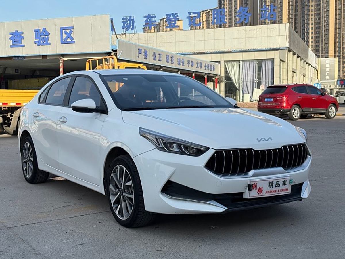 起亞 K3  2021款 改款 1.5L CVT時(shí)尚版圖片