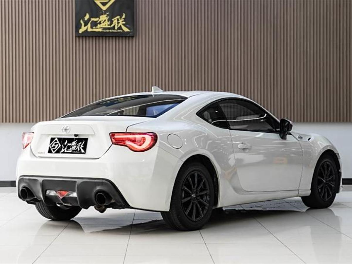 2015年8月豐田 86  2014款 2.0L 手動豪華型