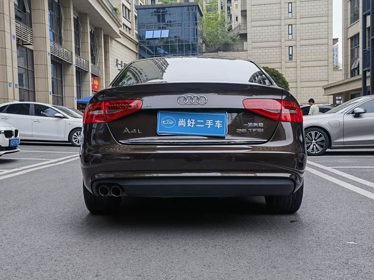 2016年1月奧迪 奧迪A4L  2016款 35 TFSI 典藏版 自動(dòng)標(biāo)準(zhǔn)型