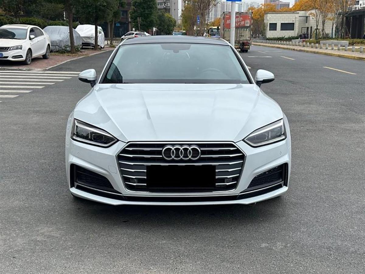 奧迪 奧迪A5  2019款 Sportback 40 TFSI 時(shí)尚型圖片