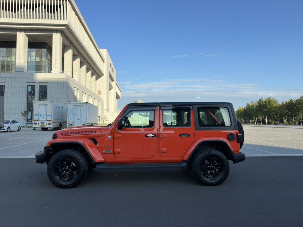 2019年12月Jeep 牧馬人  2019款 2.0T Sahara 四門版 國VI