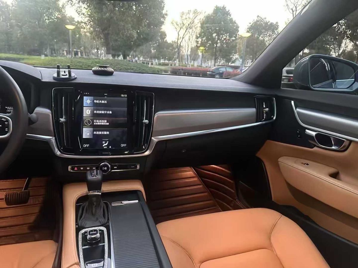 沃爾沃 S90  2017款 T4 智遠(yuǎn)版圖片