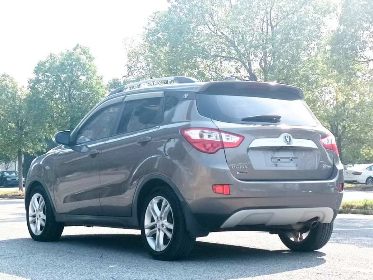長安 CS35  2016款 1.6L 手動豪華型 國V圖片