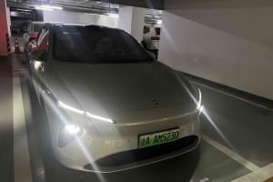 蔚来ET7 蔚来 75kWh