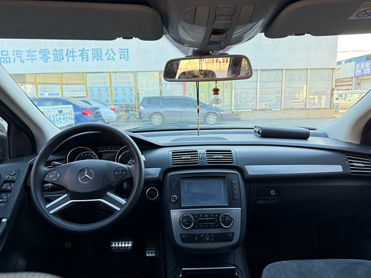 奔馳 奔馳R級  2014款 R 320 4MATIC 商務型圖片