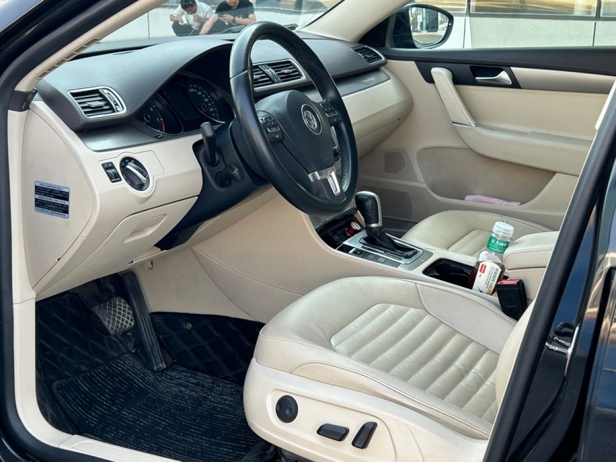 大眾 邁騰  2015款 1.8TSI 領(lǐng)先型圖片