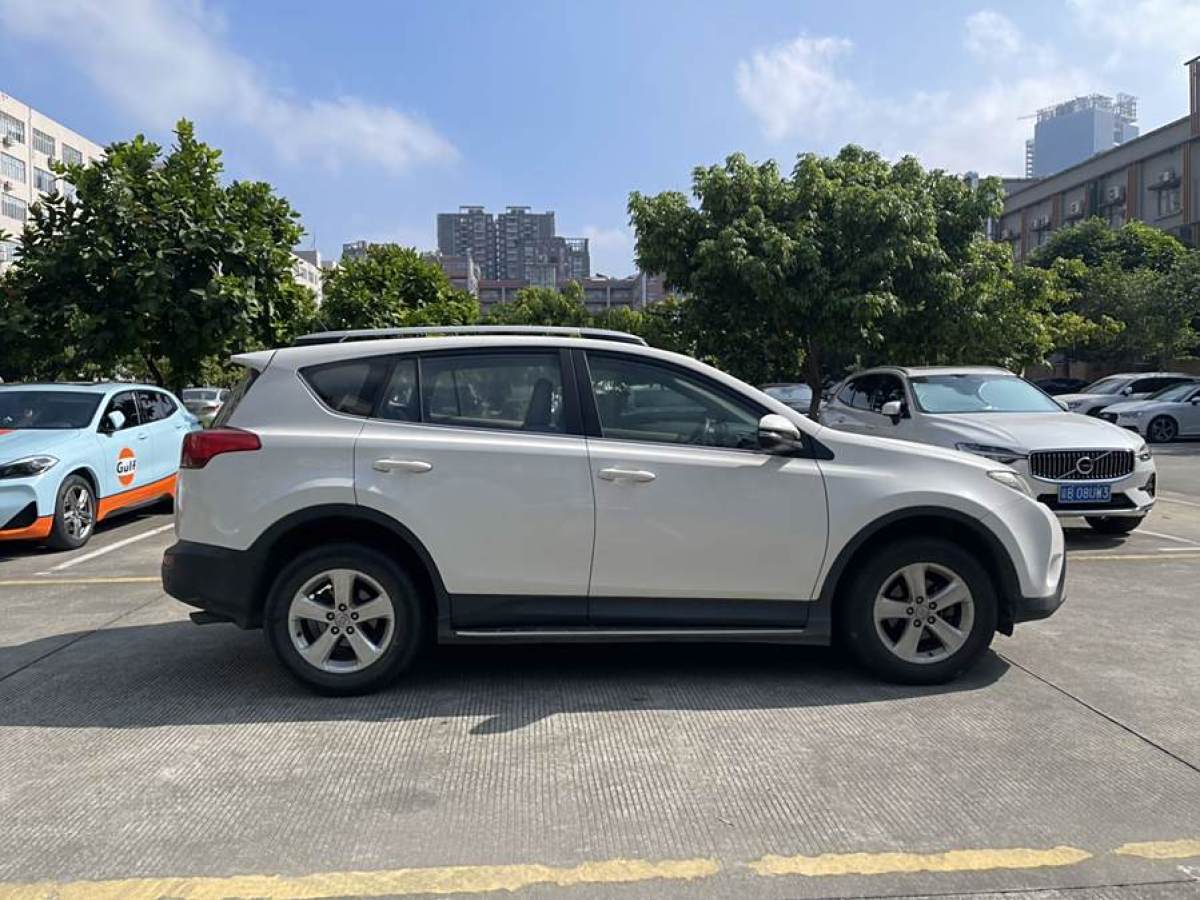 豐田 RAV4榮放  2013款 2.0L CVT兩驅(qū)都市版圖片