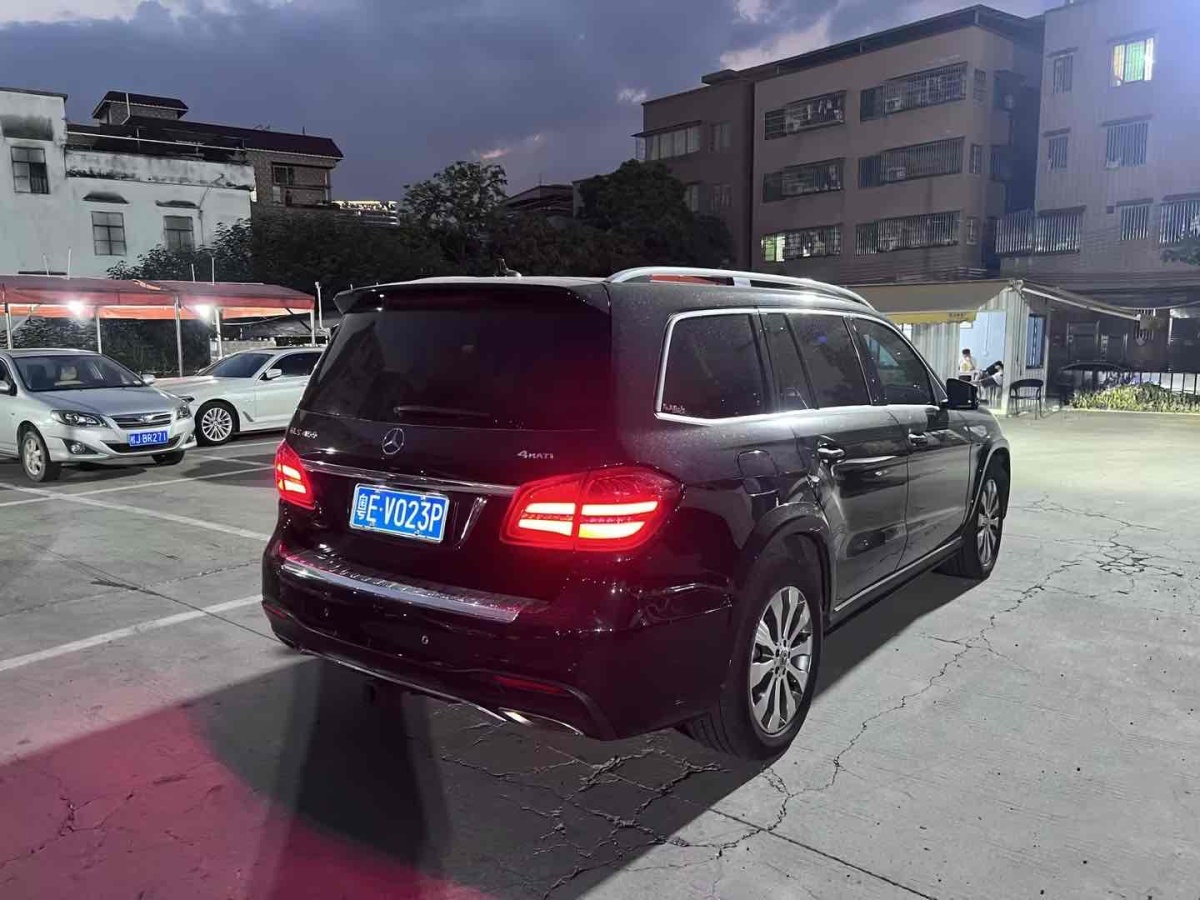 奔馳 奔馳GLS  2023款 改款 GLS 400 4MATIC圖片