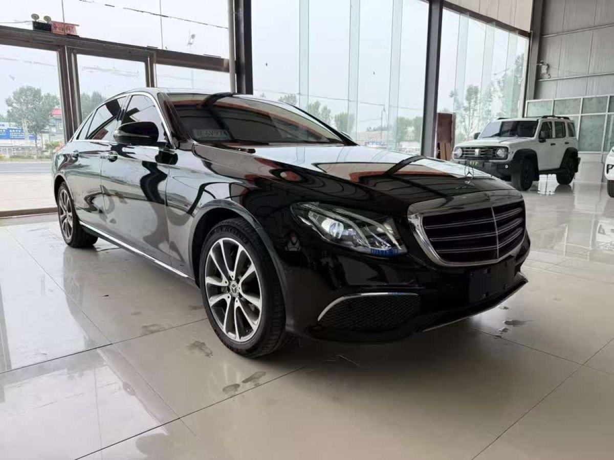 奔馳 奔馳E級  2019款 改款 E 300 L 豪華型圖片