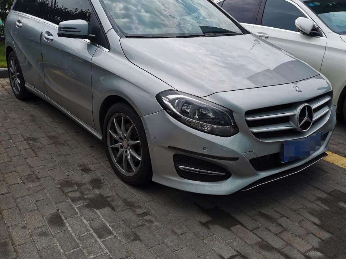 奔驰 奔驰b级 2015款 b 200 动感型图片