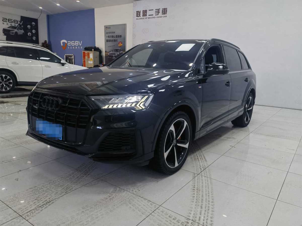 奧迪 奧迪Q7  2023款 55 TFSI quattro S line冰雪運動版圖片