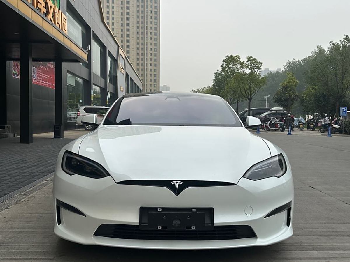 特斯拉 Model S  2023款 三電機(jī)全輪驅(qū)動(dòng) Plaid版圖片