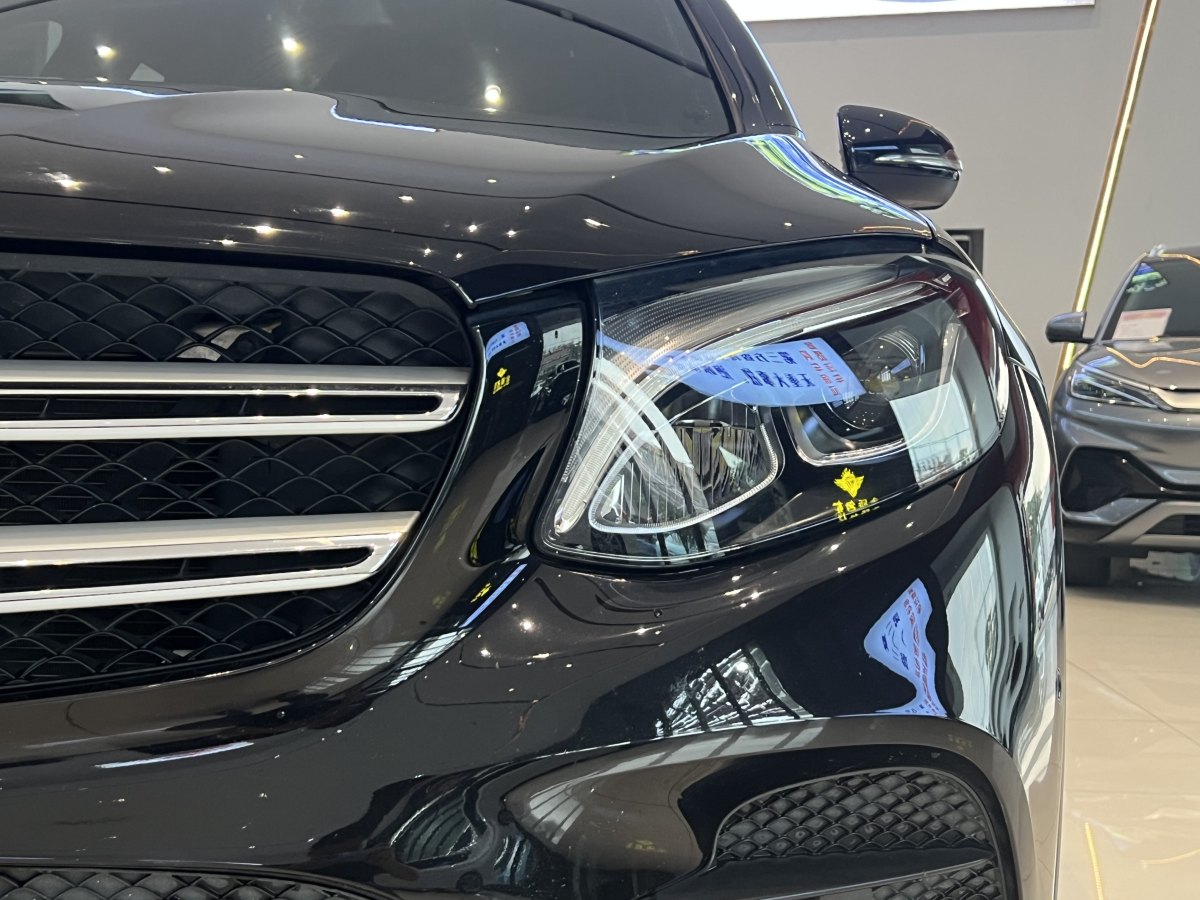 奔馳 奔馳GLC  2019款 改款 GLC 260 L 4MATIC 豪華型圖片