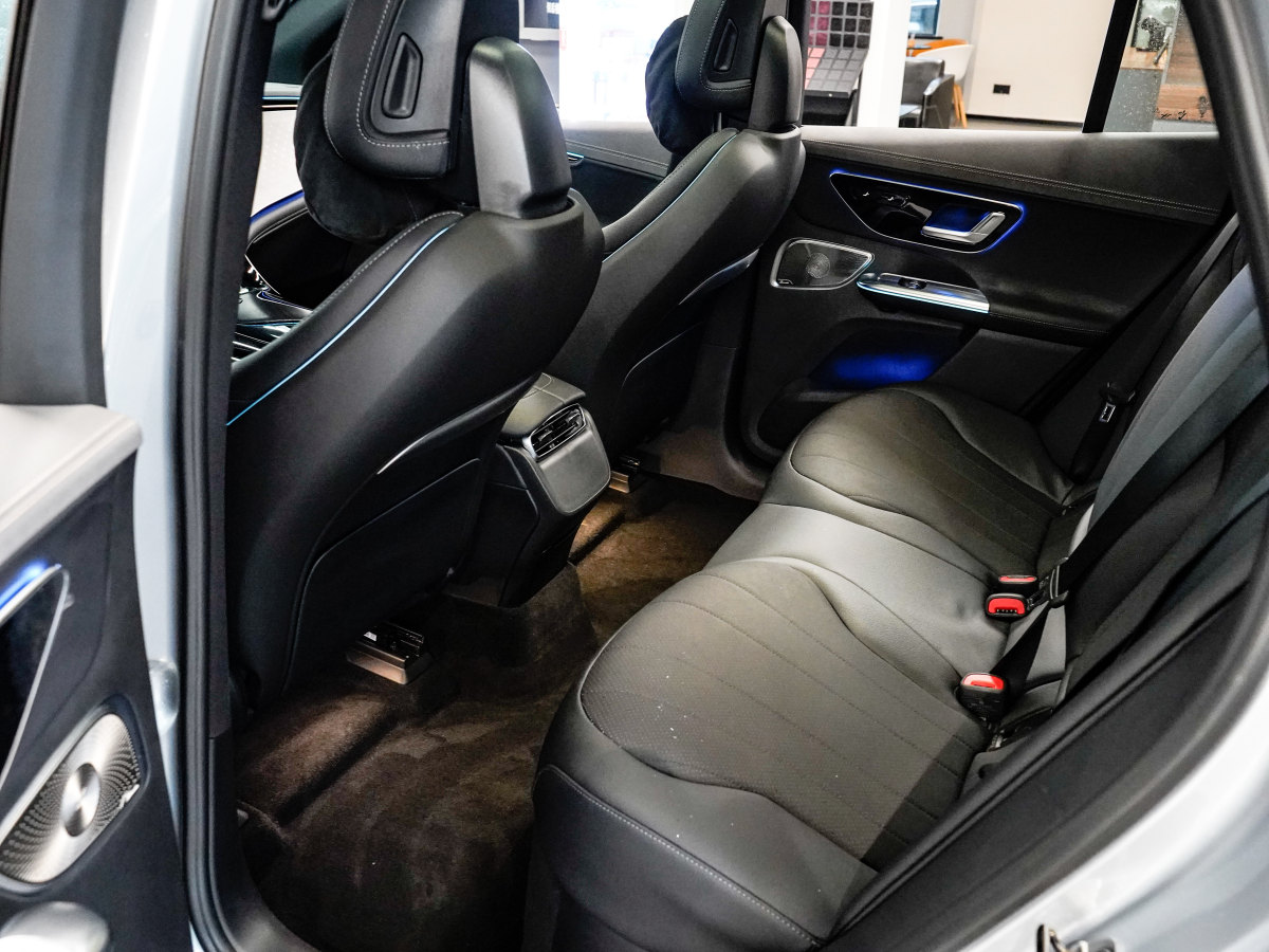 奔馳 奔馳EQE SUV  2023款 500 4MATIC 特別版圖片