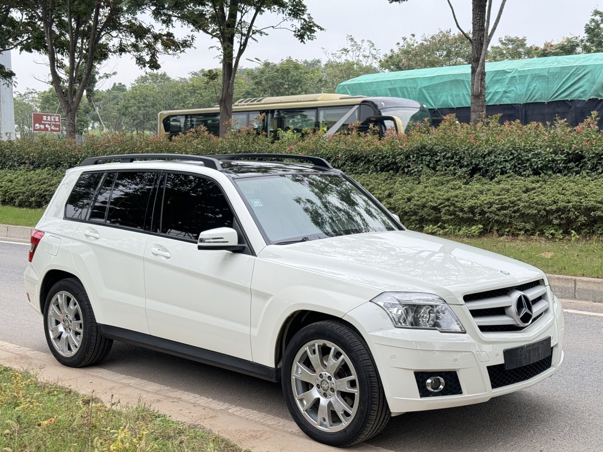 奔馳 奔馳GLK級  2011款 GLK 300 4MATIC 時(shí)尚型圖片