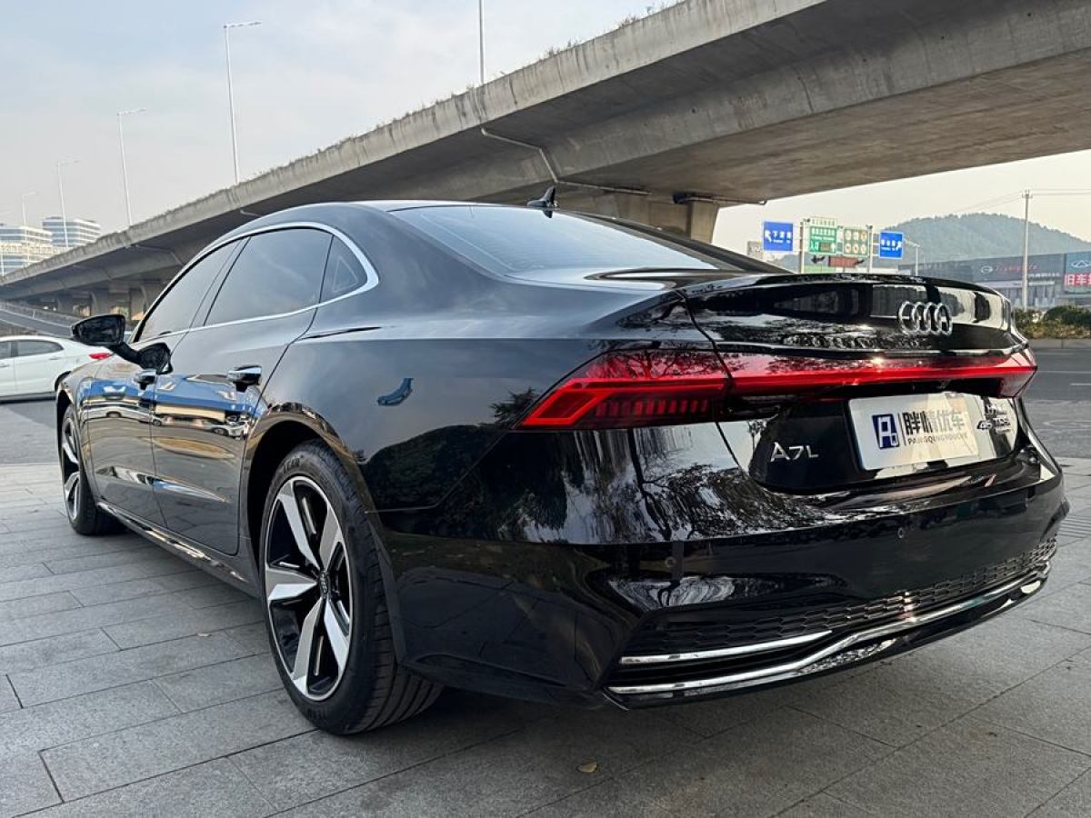 奧迪 奧迪A7L  2024款 45TFSI S-line 筑夢型 流晶套裝圖片