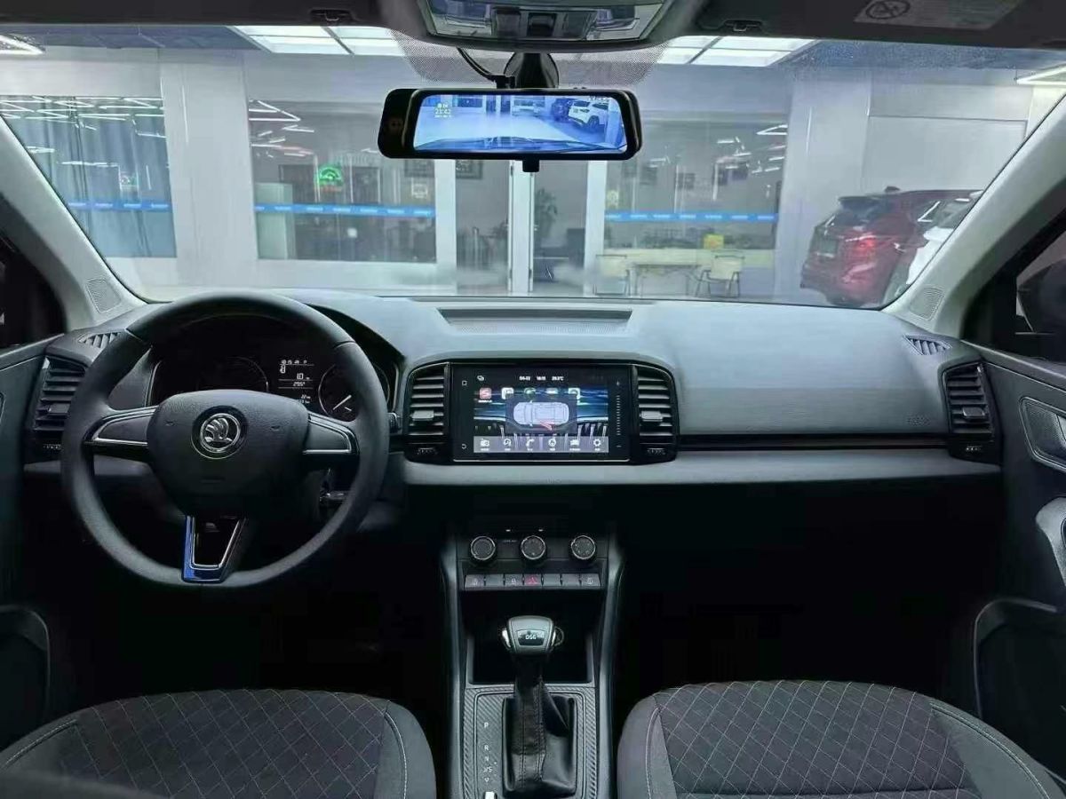 斯柯達(dá) 柯珞克  2018款 TSI230 標(biāo)準(zhǔn)版圖片