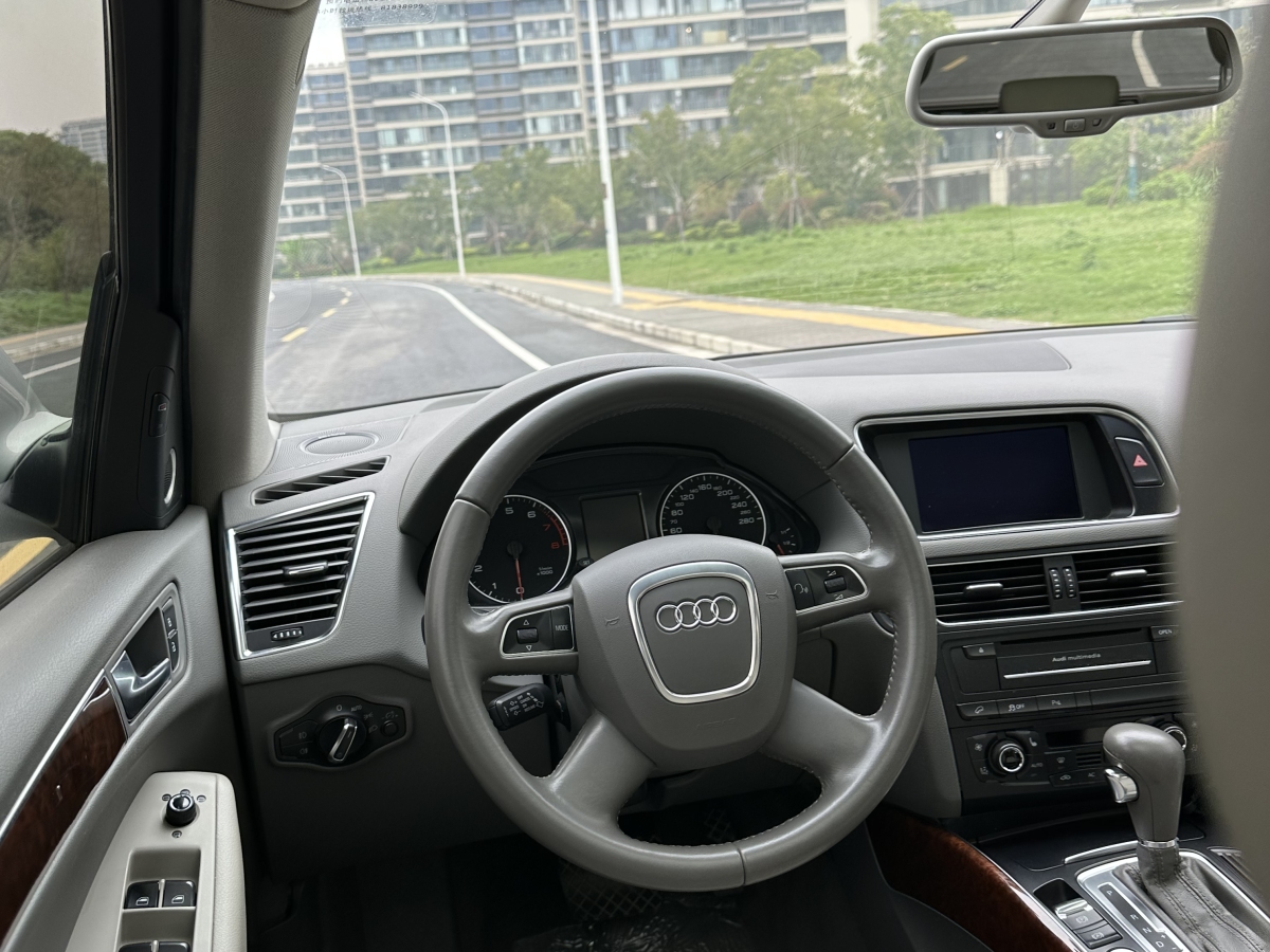 奧迪 奧迪Q5  2011款 2.0TFSI 舒適型圖片