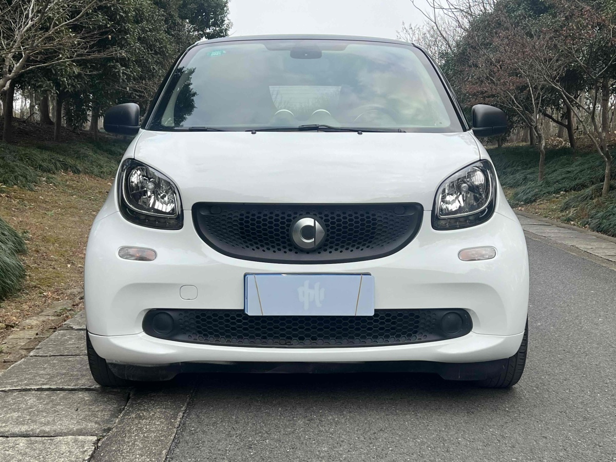 smart fortwo  2015款 1.0L 52千瓦硬頂靈動版圖片