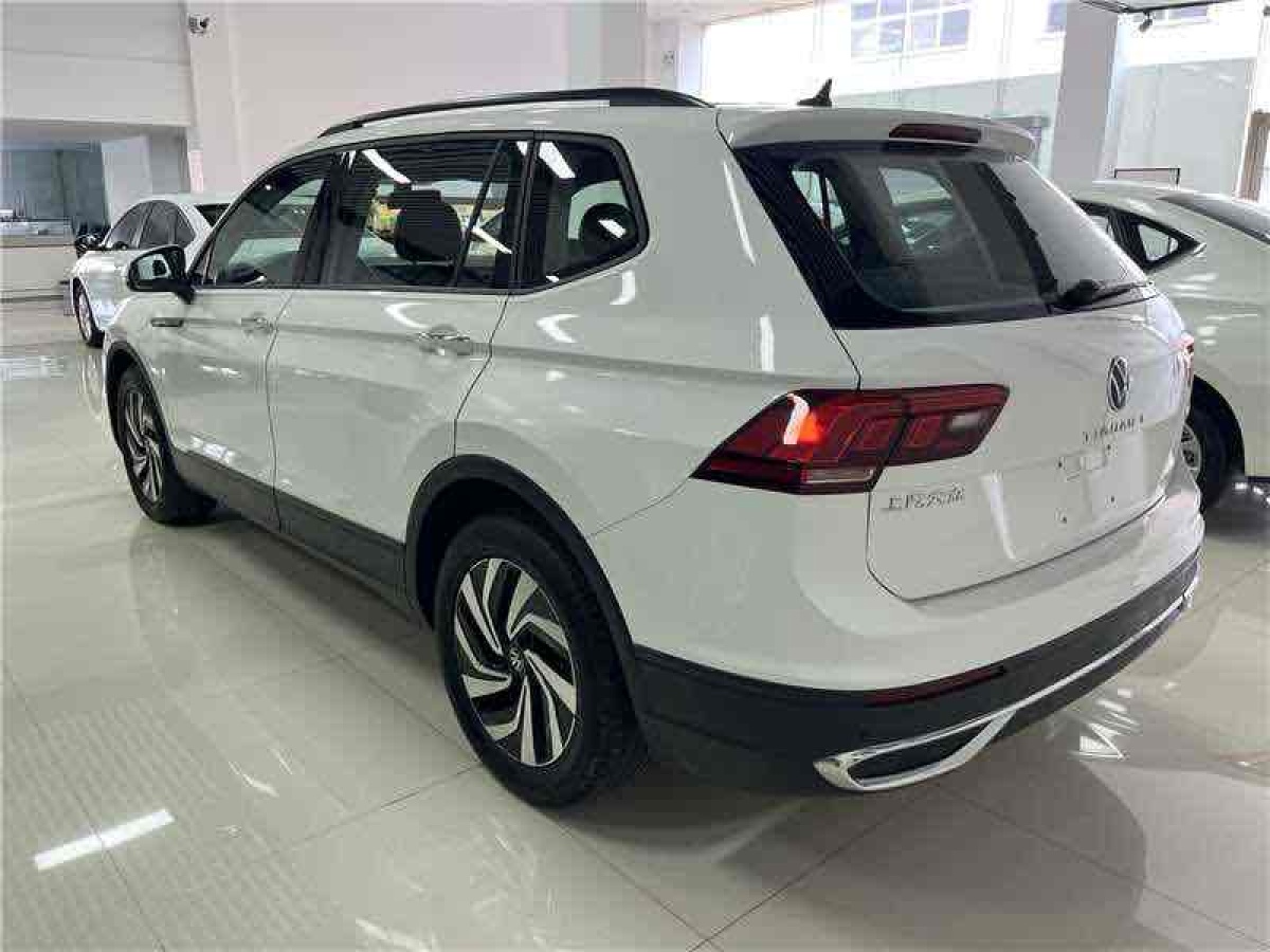 大眾 途觀L  2023款 改款 330TSI 自動兩驅舒享版圖片