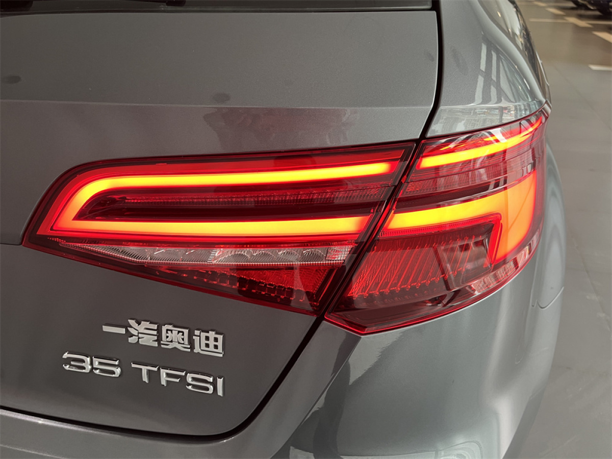 奧迪 奧迪A3  2020款 改款 Sportback 35 TFSI 進(jìn)取型 國VI圖片