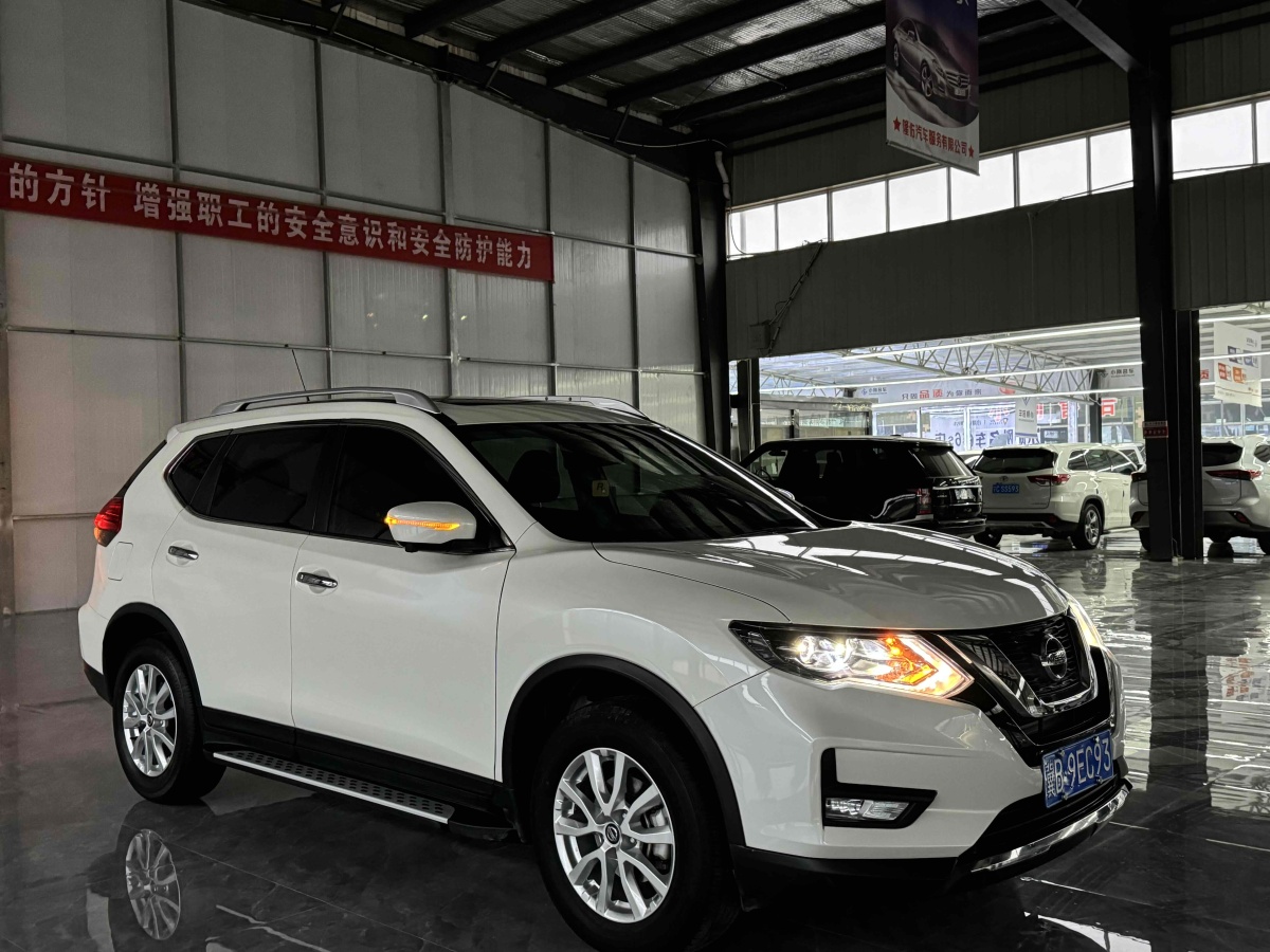 日產(chǎn) 奇駿  2021款 2.0L CVT 2WD XL Premium尊享紀(jì)念版圖片