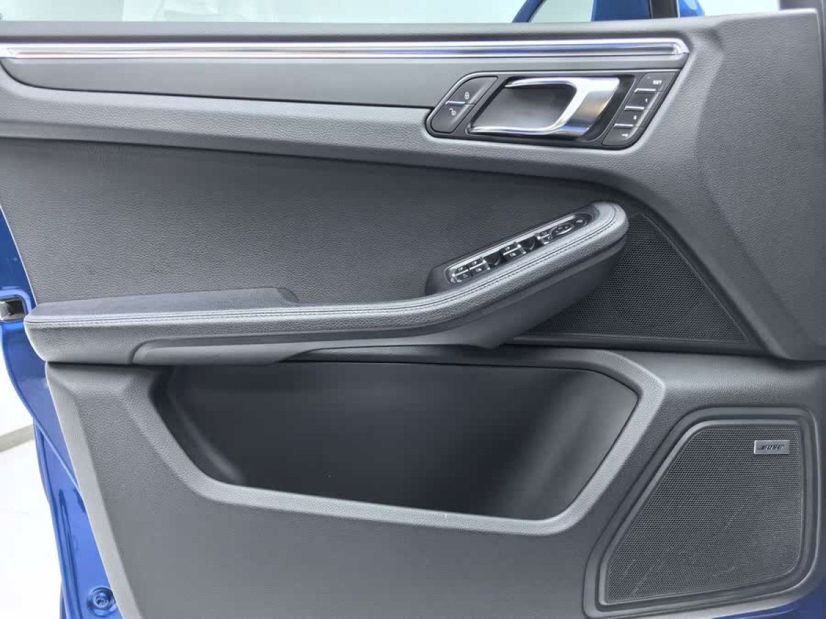 保時(shí)捷 Macan  2014款 Macan 2.0T圖片