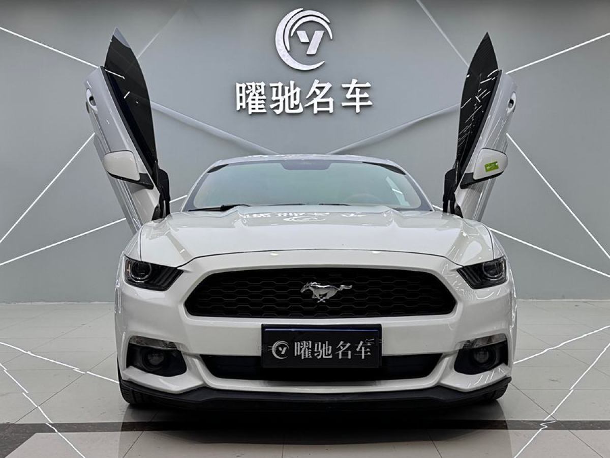 2015年3月福特 Mustang  2015款 2.3T 運(yùn)動(dòng)版