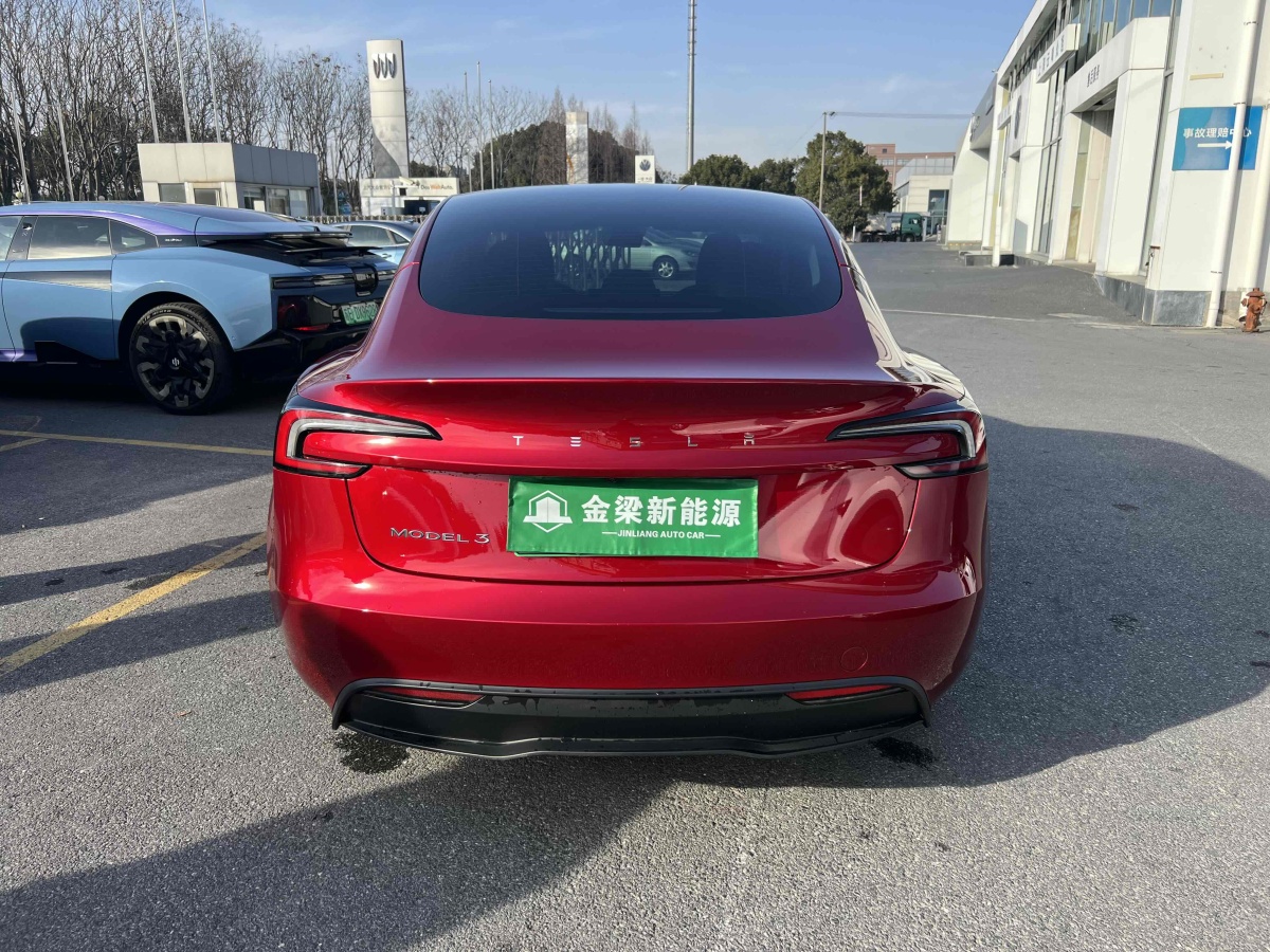 特斯拉 Model 3  2023款 煥新版 后輪驅(qū)動(dòng)圖片