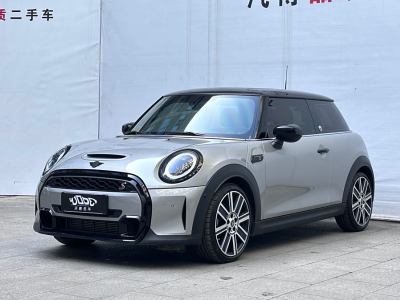 2024年4月 MINI MINI 改款 2.0T COOPER S 藝術(shù)家圖片