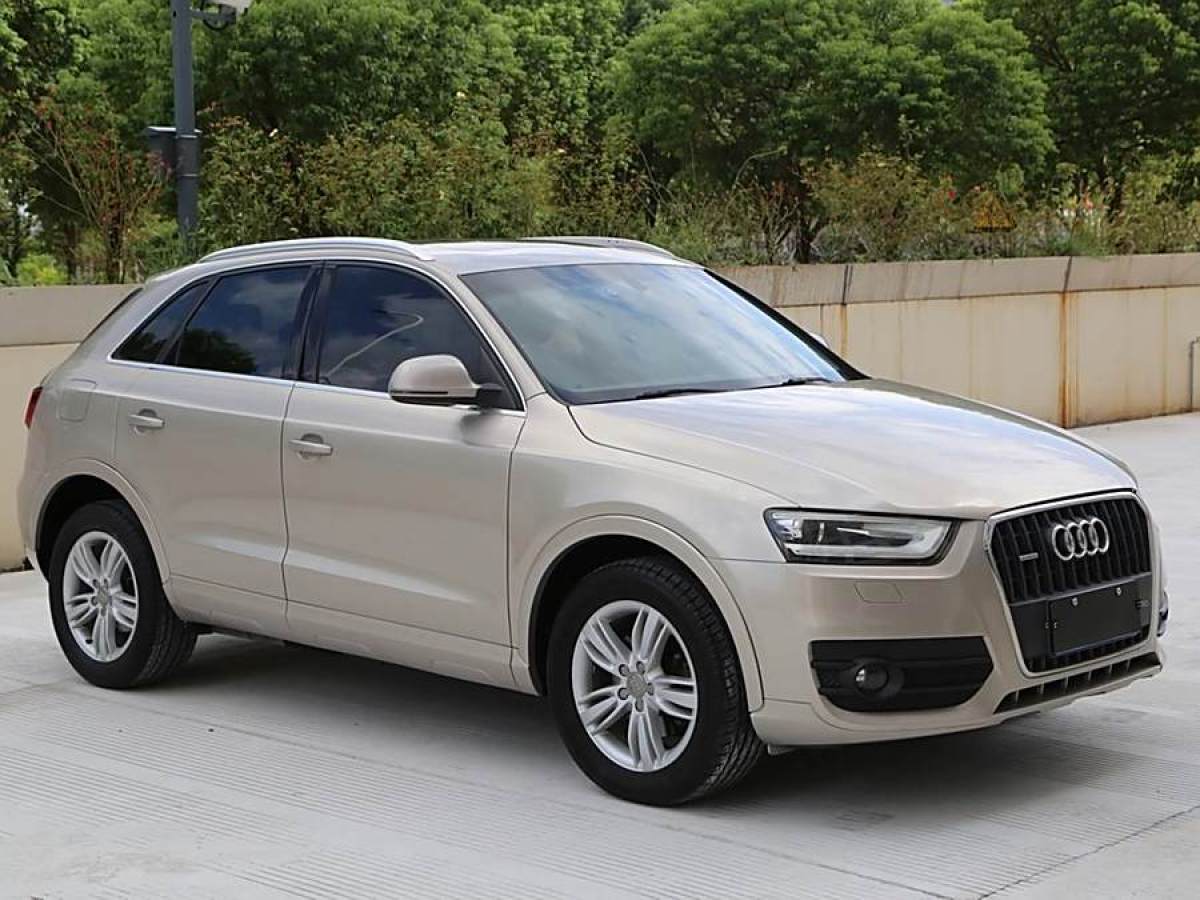 奧迪 奧迪Q3  2013款 35 TFSI 進(jìn)取型圖片