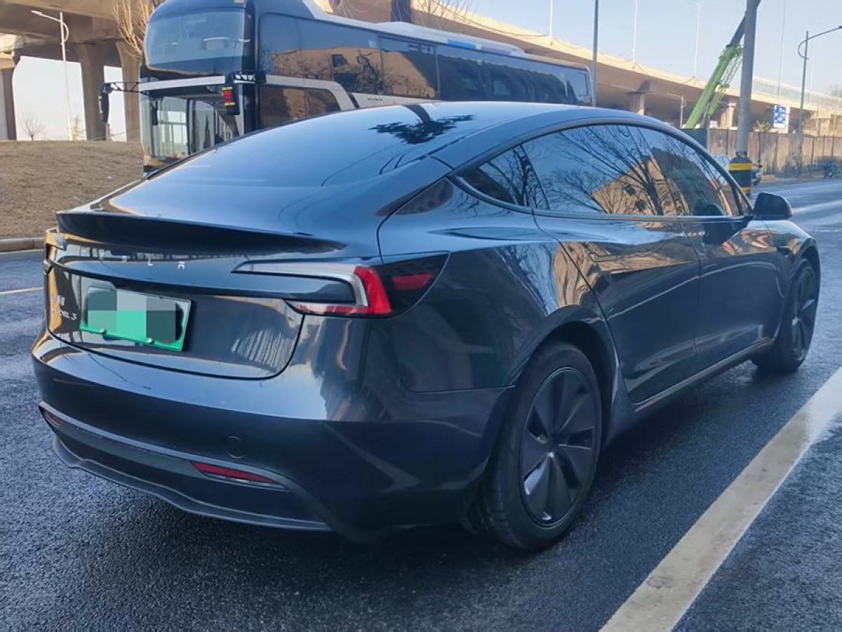 特斯拉 Model Y  2023款 后輪驅(qū)動版圖片