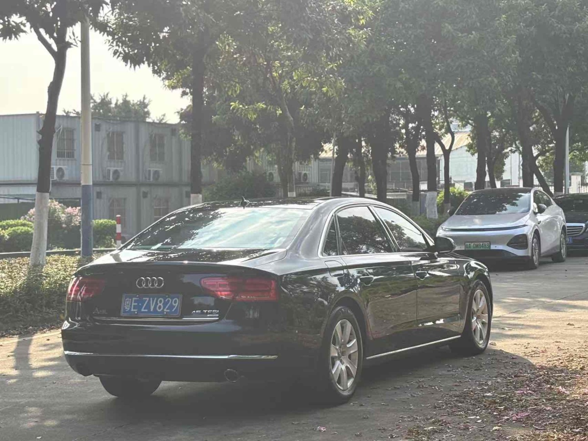 奧迪 奧迪A8  2012款 A8L 45 TFSI quattro舒適型圖片