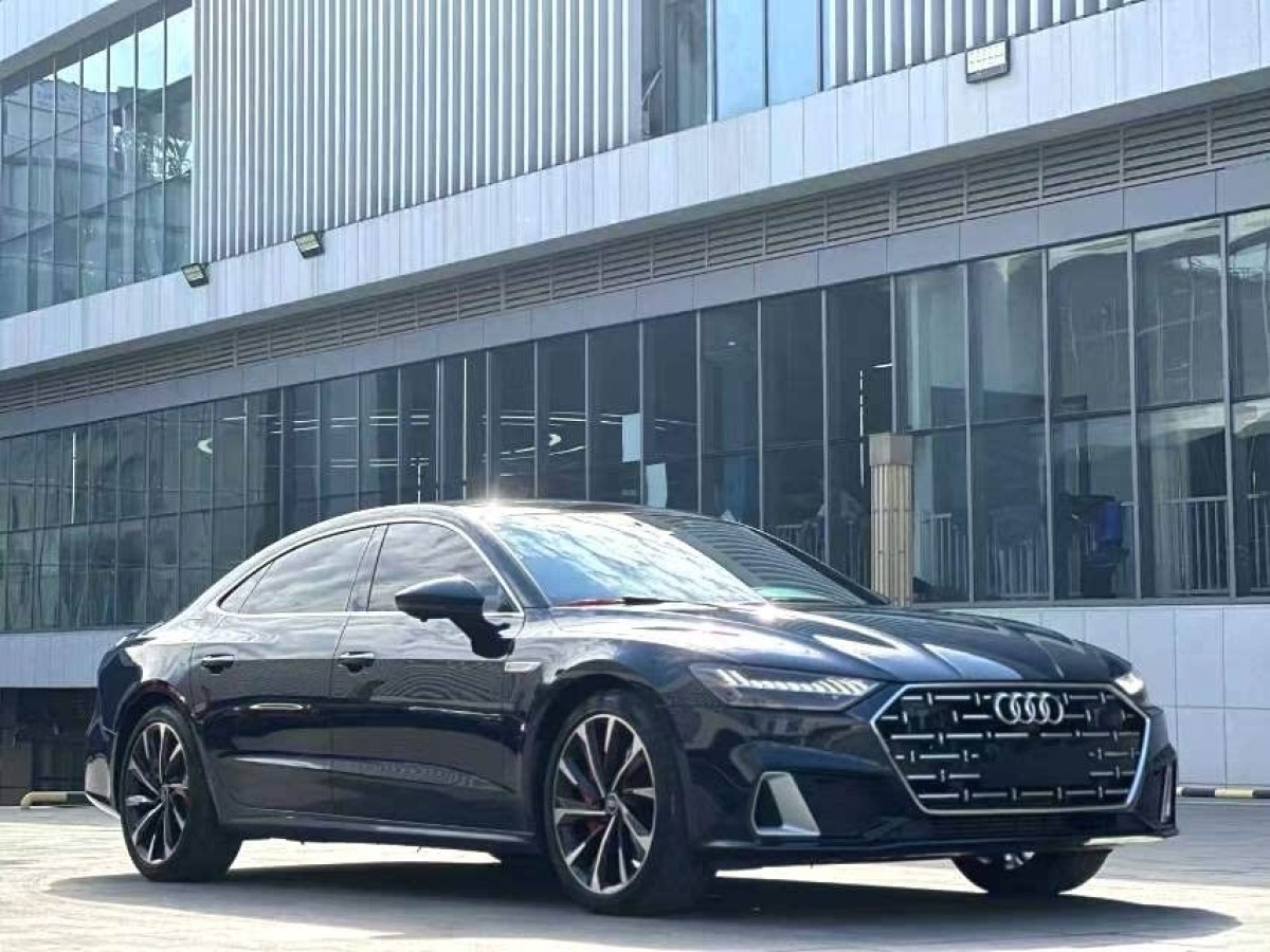 奧迪 奧迪A7L  2022款 45 TFSI S-line 筑夢青春版圖片