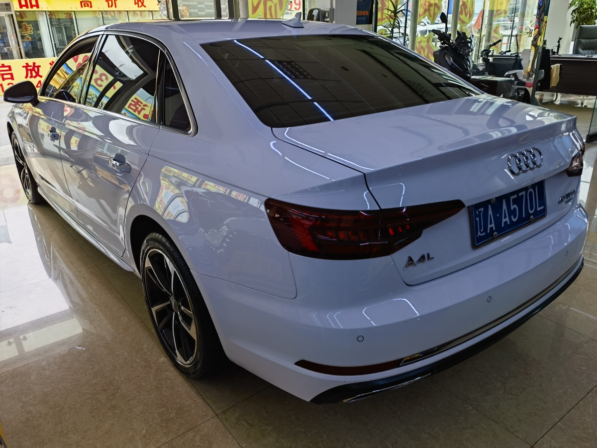 奧迪 奧迪A4L  2019款 40 TFSI 進(jìn)取型 國(guó)VI圖片