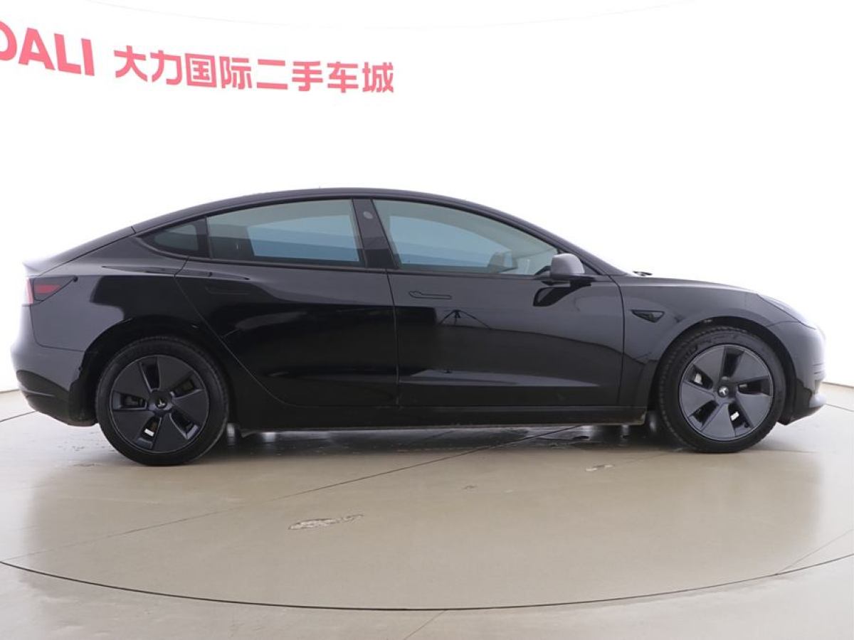 特斯拉 Model Y  2023款 后輪驅(qū)動(dòng)版圖片