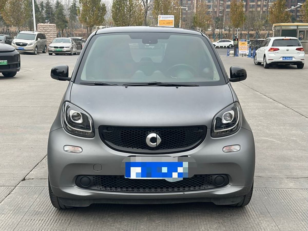 smart fortwo  2016款 0.9T 66千瓦硬頂先鋒版圖片