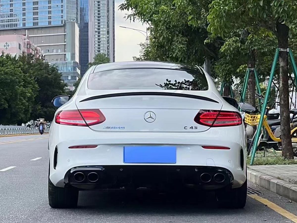 奔馳 奔馳C級(jí)AMG  2019款 AMG C 43 4MATIC 轎跑車圖片