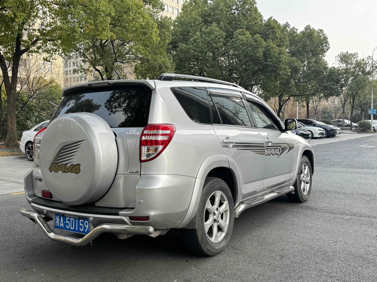 豐田 RAV4榮放  2009款 2.4L 手動豪華版圖片