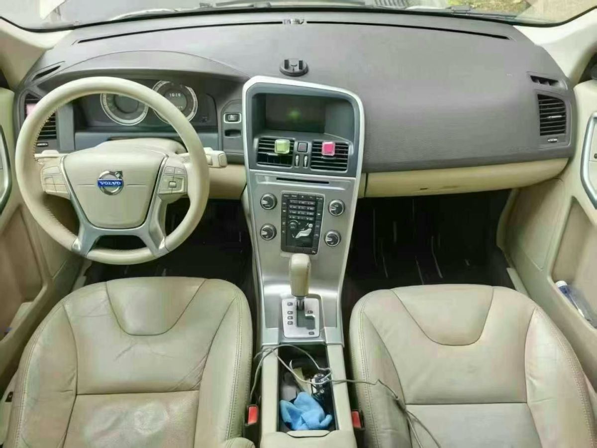 沃爾沃 XC60  2011款 2.0T R-Design 個性運動版圖片